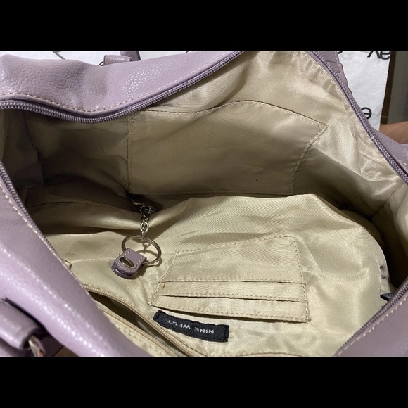 Nine West Lavender Faux Leather Shoulder Bag Purse Barrel Style Pebbled Texture - Picture 7 of 10